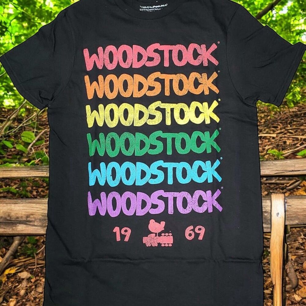 Woodstock 1969 Logo Peace Love Music Unisex Black Graphic T-Shirt Size Small NEW